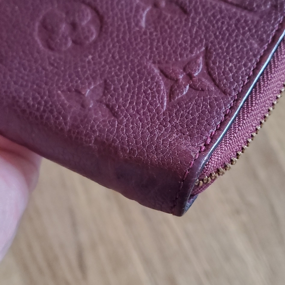 Authentic Louis Vuitton Wallet - Picture 9 of 14